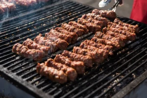 mici-de-casa-ca-la-nea-iancu1