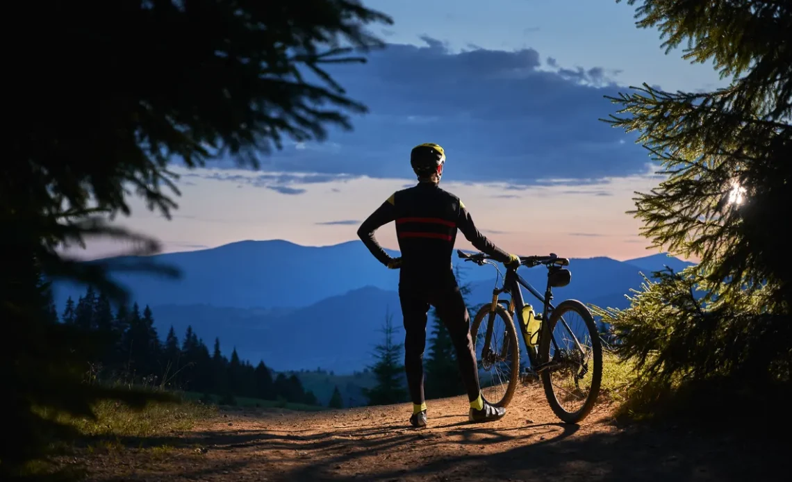Pe bicicletă vara